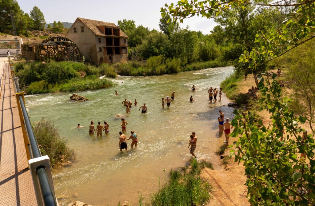 BAÑO EN EL RÍO JÚCAR ( COFRENTES )