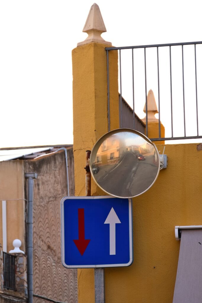 DIRECCIONES OPUESTAS